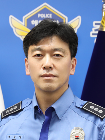 백승열 학생과장사진